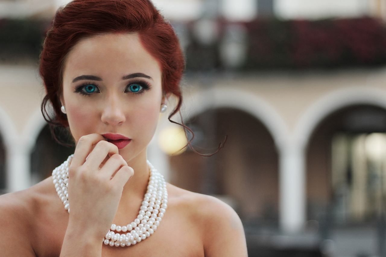 Dikkat Çekici ve Kendine Has: Moda Saç Renkleriyle Öne Çıkın!